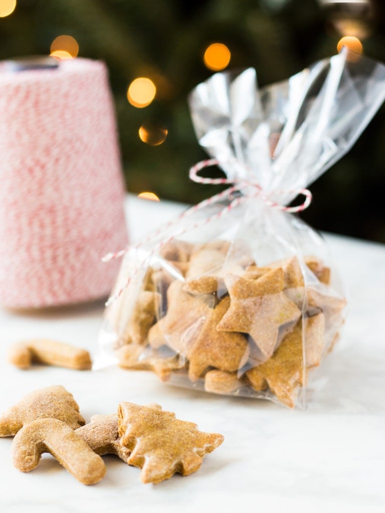 Homemade Peanut Butter Dog Treats | If You Give a Blonde a Kitchen